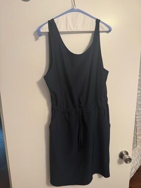Sleeveless Drawstring Midi Dress in Navy